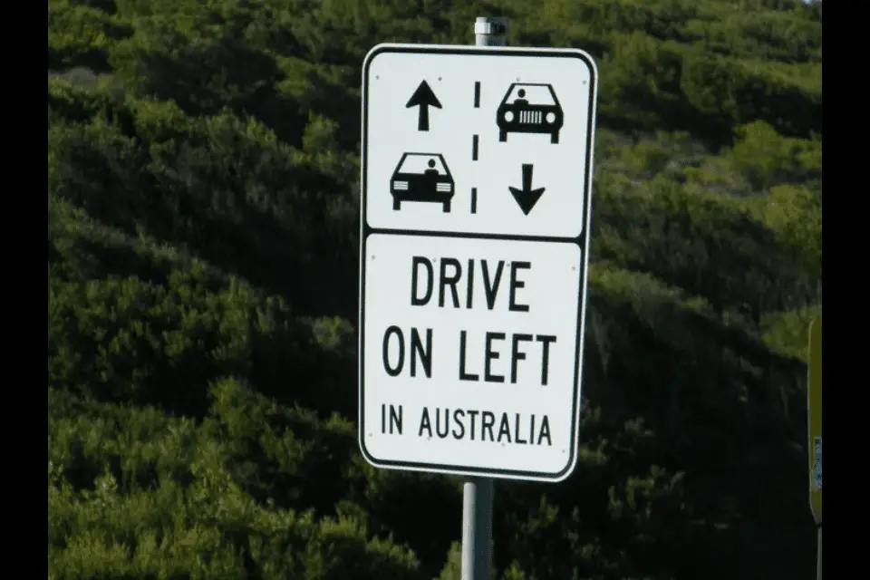 1 month Australia itinerary, Road signs in Australia